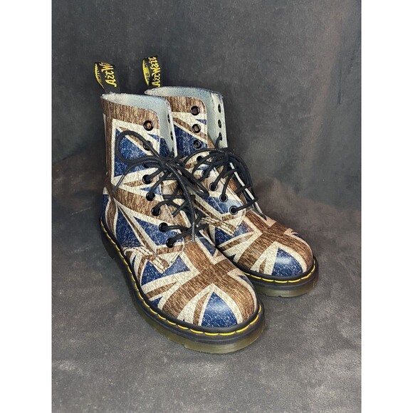 Dr Doc Martens Pascal Virginia Union Jack British Flag Boots Womens US 6 - Picture 1 of 8